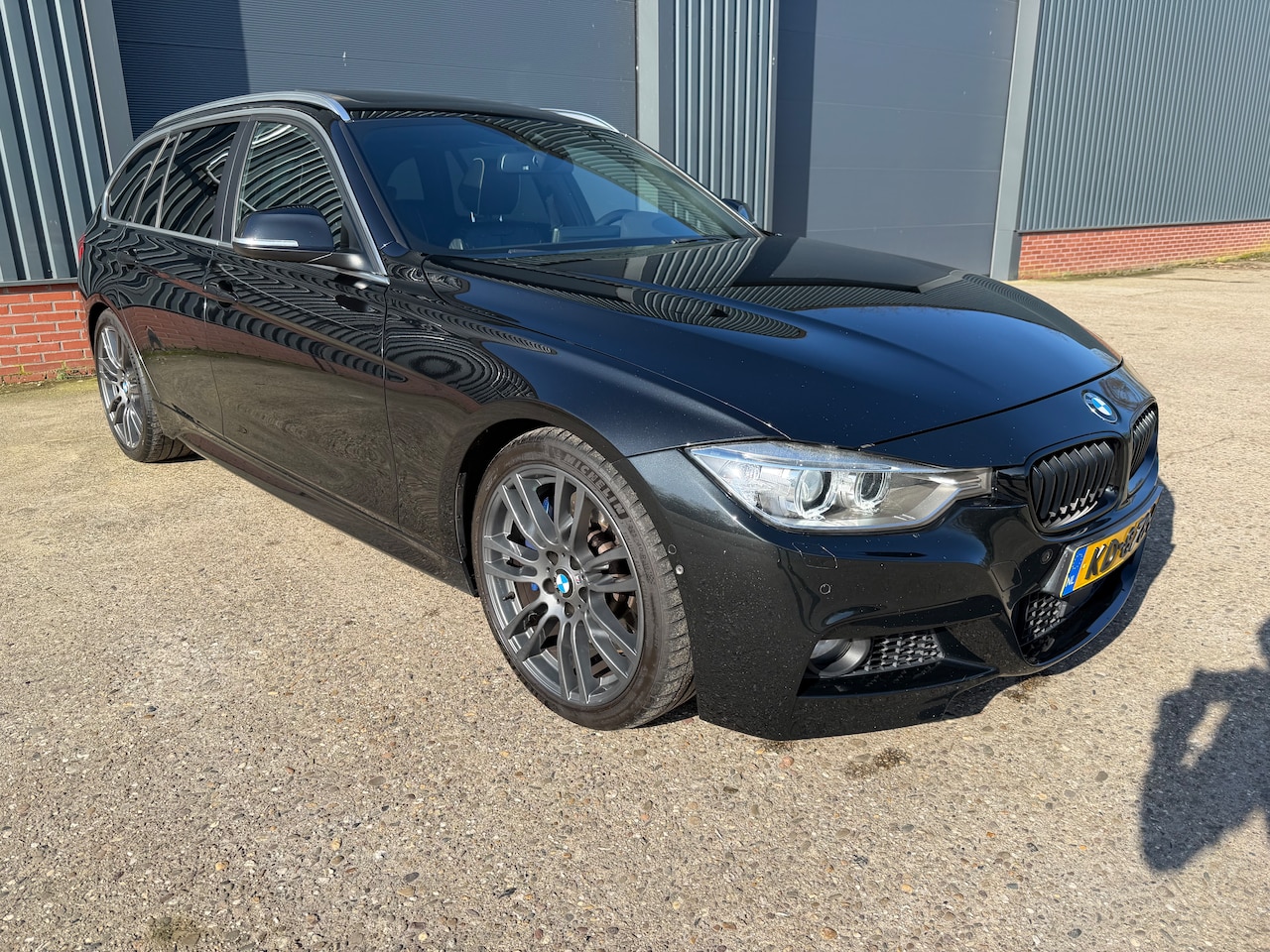 BMW 3-serie Touring - 335i xDrive M Sport High Executive Indivdual , Alle Opties! - AutoWereld.nl