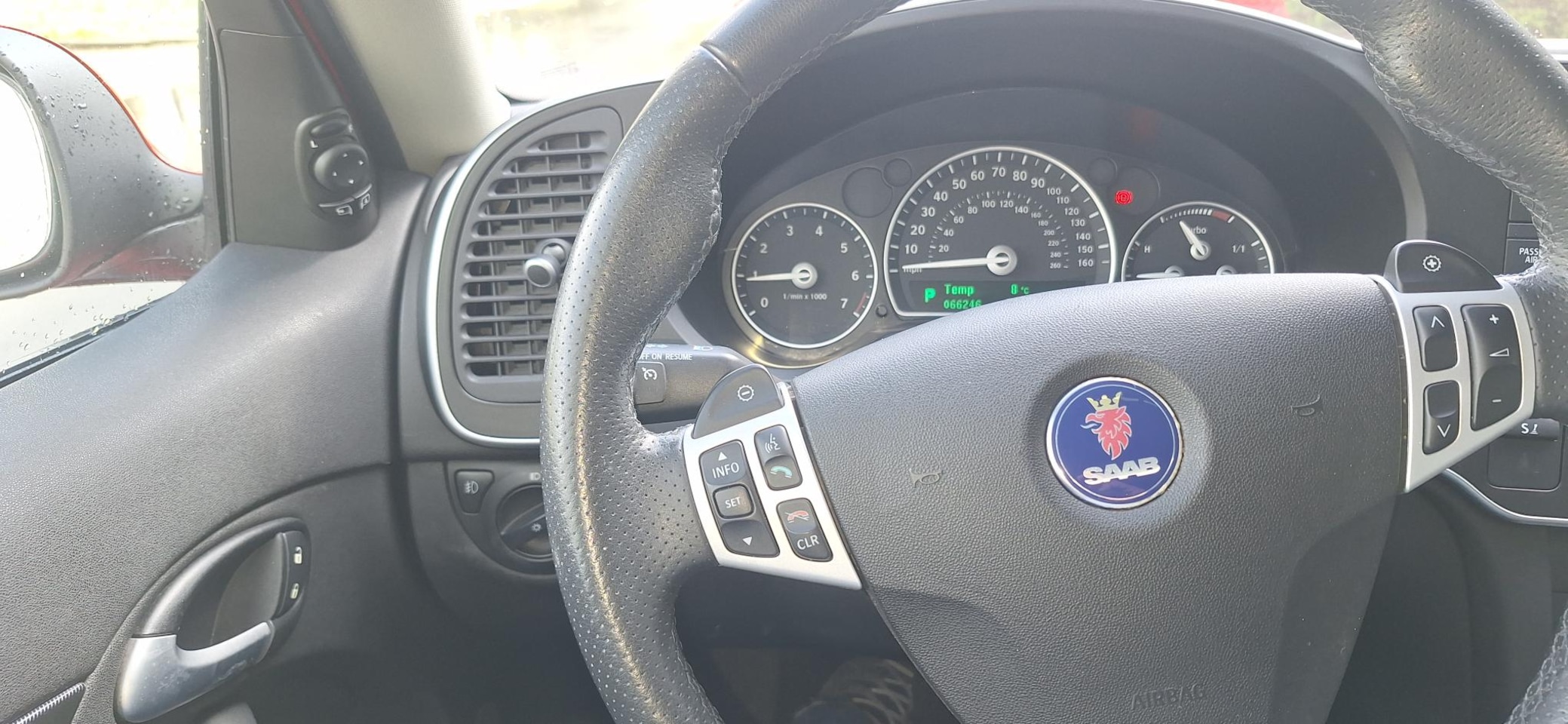 Saab 9-3X - 2.0 T Aero XWD Exklusiv 210 PK Turbo, 4 x 4 - AutoWereld.nl