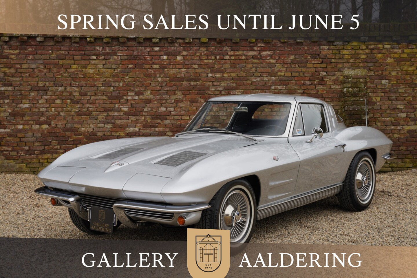 Corvette C2 - Sting Ray Split-Window 327 Coupé PRICE REDUCTION Finished in "Sebring Silver" over a black - AutoWereld.nl