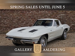 Corvette C2 - Sting Ray Split Window PRICE REDUCTION Rare one-year-only 'Split Window' Coupé, Restored c