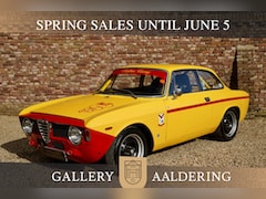 Alfa Romeo Giulia - Sprint GT 1600 PRICE REDUCTION "Scuderia" Since several decades in use as a race and rally