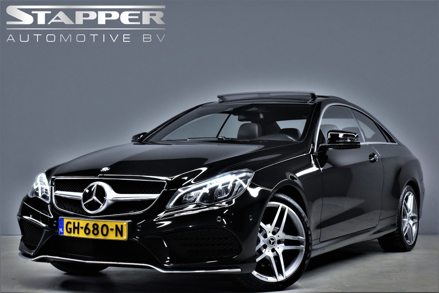 Mercedes-Benz E-klasse Coupé - 200 184pk AMG-Pakket Org.NL Pano/Navi/Led/Leer/Adap.Cruise/Stoelverw./Pdc/Lmv18’’ - AutoWereld.nl