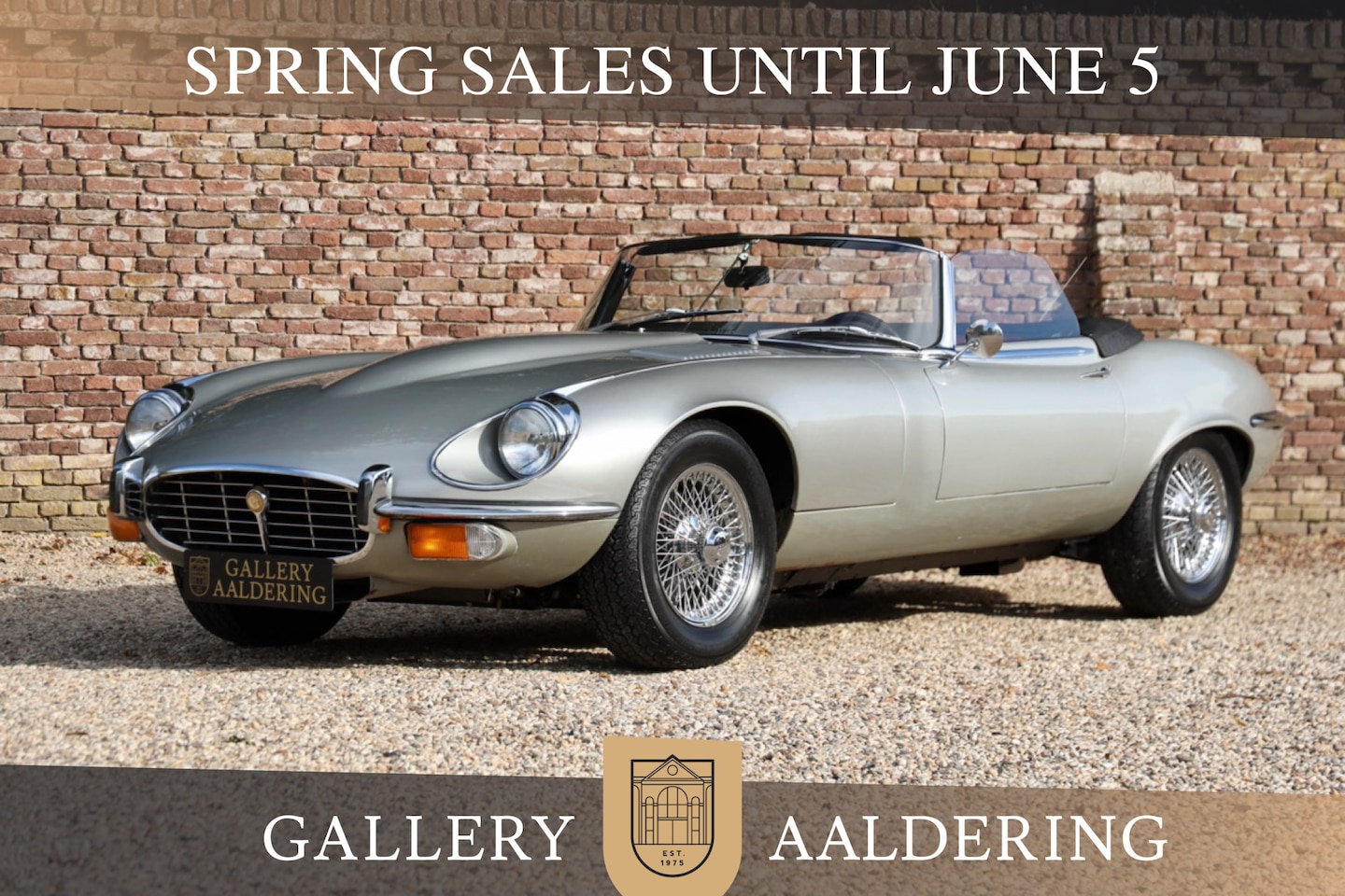 Jaguar E-type - V12 Roadster PRICE REDUCTION "Highly authentic" only 33.000 KM! Two owner car ,Mostly in t - AutoWereld.nl