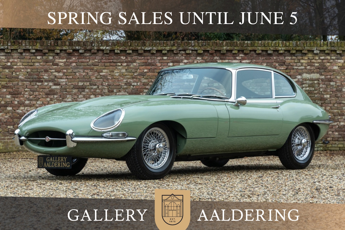 Jaguar E-type - 4.2 Litre Series 1 Coupe PRICE REDUCTION "Willow Green" Nut and bolt restored and rebuilt, - AutoWereld.nl