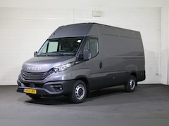 Iveco Daily - 35S18 Hi-Matic L2 H2 Airco Navigatie Trekhaak Digitaal Dashboard (Voorraad in de Wal)