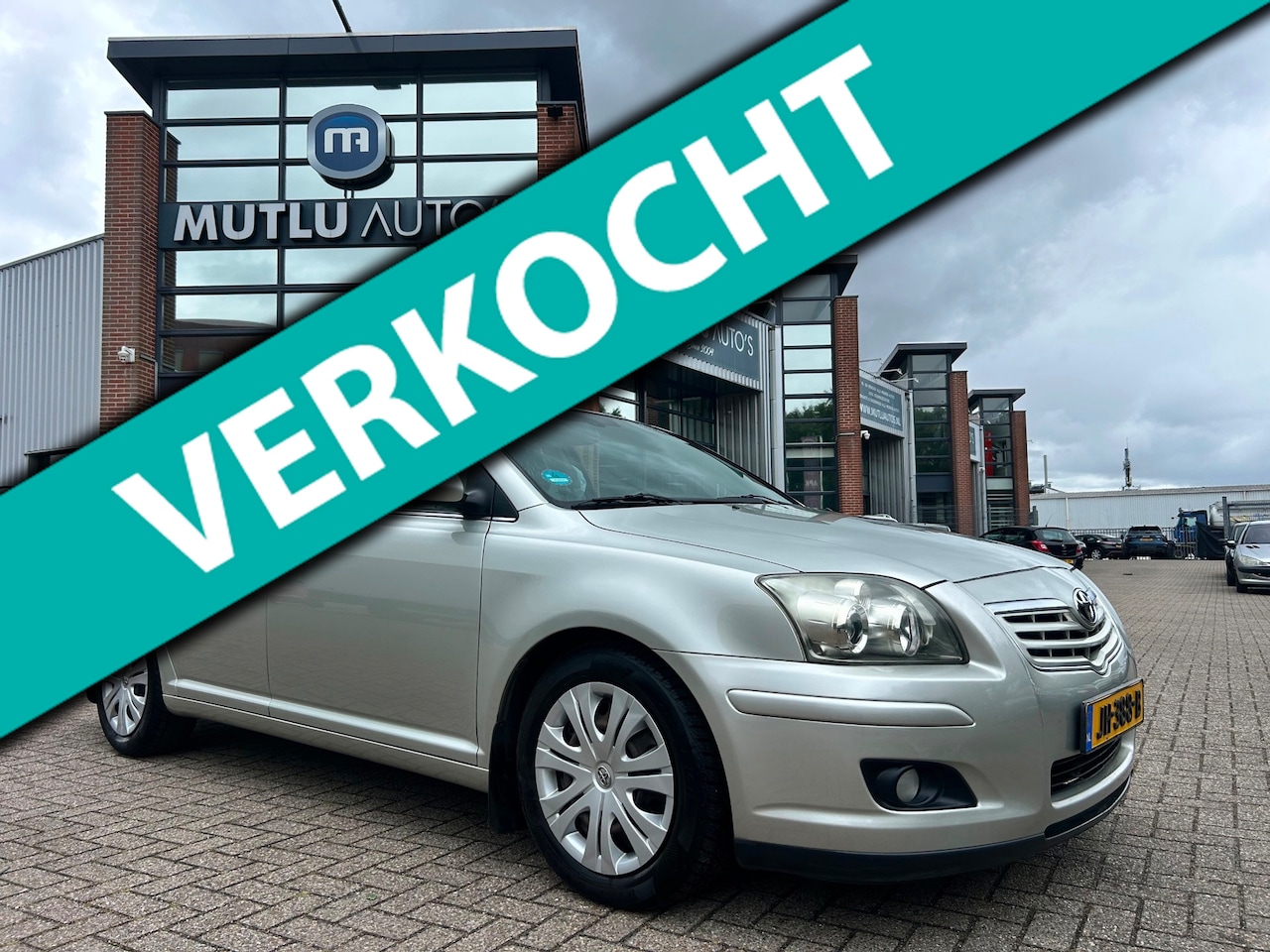 Toyota Avensis - 1.8 VVTi Terra Airco APK - AutoWereld.nl