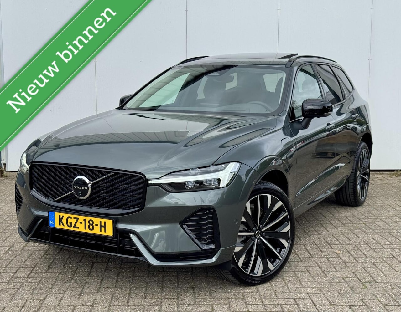 Volvo XC60 - 2.0 T6 Plug-in hybrid AWD Ultra Dark|360 Carmera|Head-up|Pano|21"| - AutoWereld.nl