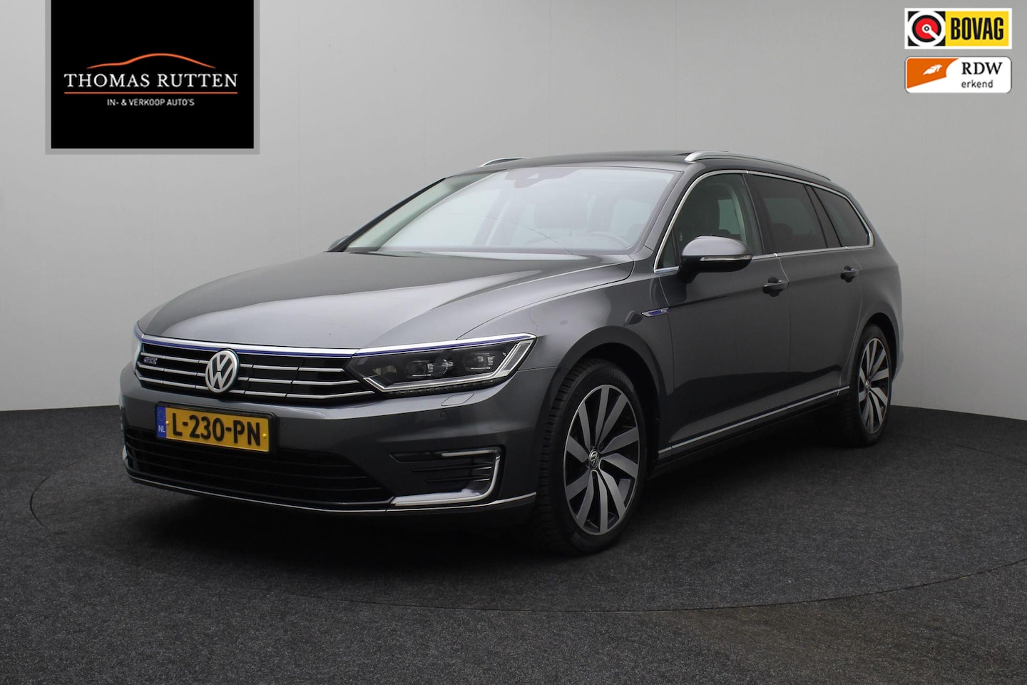 Volkswagen Passat Variant - 1.4 TSI GTE Highline 2016 Panoramadak | Trekhaak | Bluetooth | Stoelverwarming | Ergocomfo - AutoWereld.nl