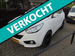 Hyundai ix35 - 2.0i 4WD Style, Automaat, Panorama dak, Half leder