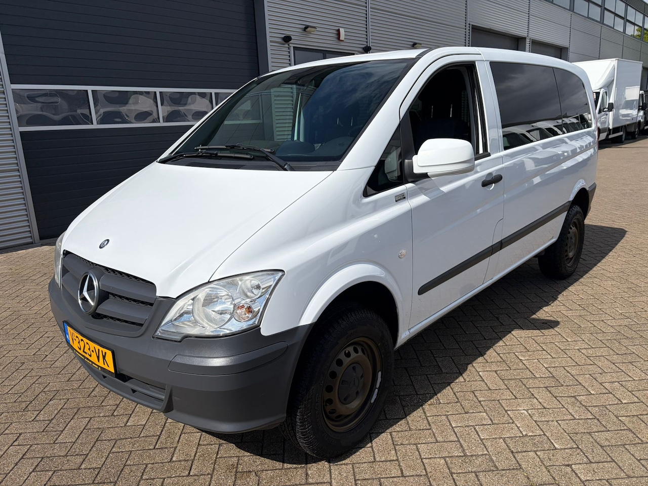 Mercedes-Benz Vito - 113CDI L1H1 4X4 Automaat Airco Trekhaak 186000KM - AutoWereld.nl