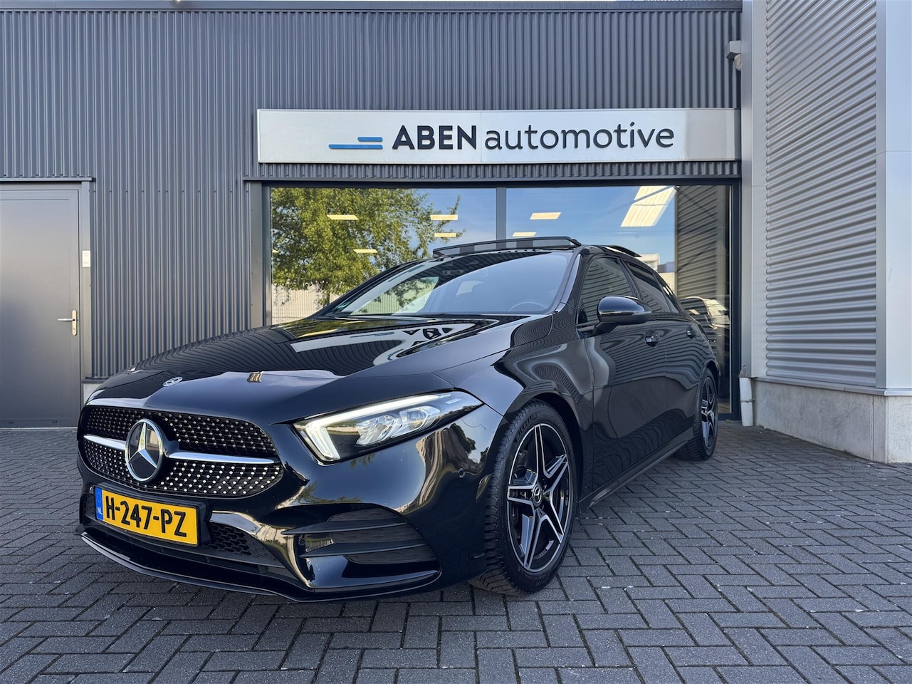 Mercedes-Benz A-klasse - 180 Business Solution AMG automaat (PANO|18"|CAMERA|STOELVERW.|CARPLAY) - AutoWereld.nl