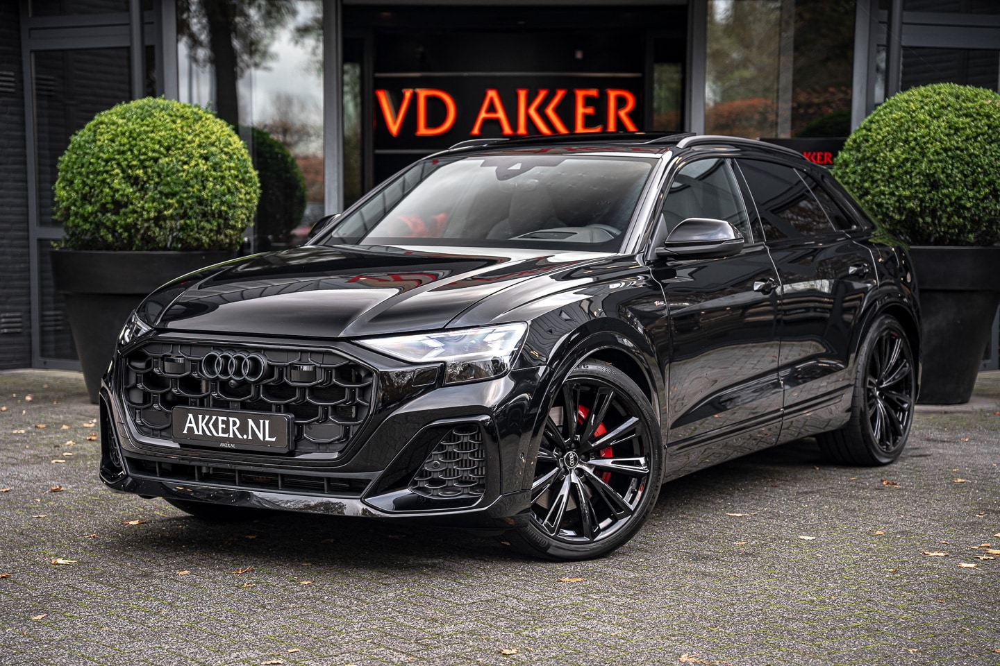 Audi Q8 - 60 TFSIe Quattro | 4Wsturing | Massage | 360° Cam. | Lederpakket | Dubbel Glas - AutoWereld.nl