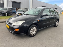 Ford Focus - 1.4-16V Trend BJ 2001 AIRCO