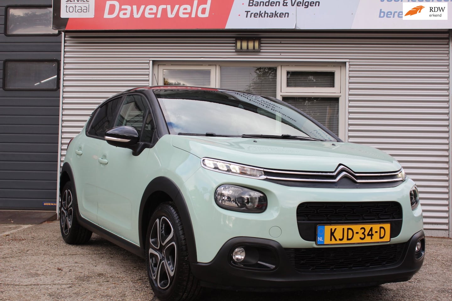 Citroën C3 - 1.2 PureTech S&S Feel Edition, incl afleveringsbeurt/ nw apk, boekjes, 2x sleutel, vol opt - AutoWereld.nl