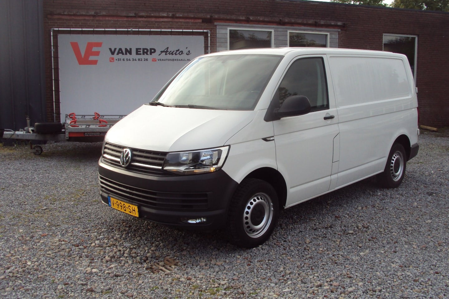 Volkswagen Transporter - 2.0 TDI L1H1 Highline Automaat - AutoWereld.nl
