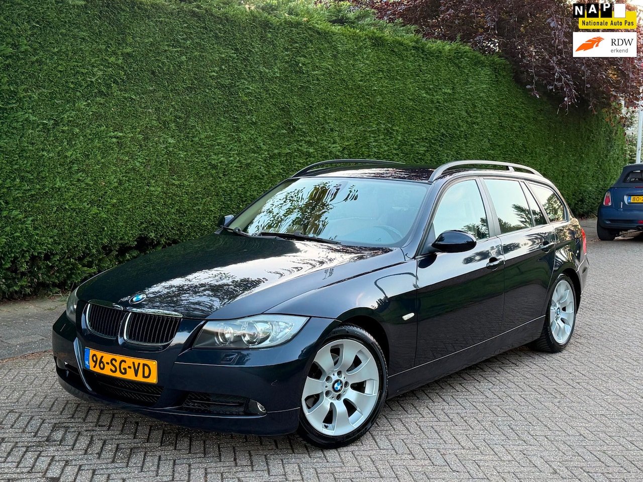 BMW 3-serie Touring - 320i AIRCO KOUD/RIJDT SUPER/NETTE AUTO!! - AutoWereld.nl