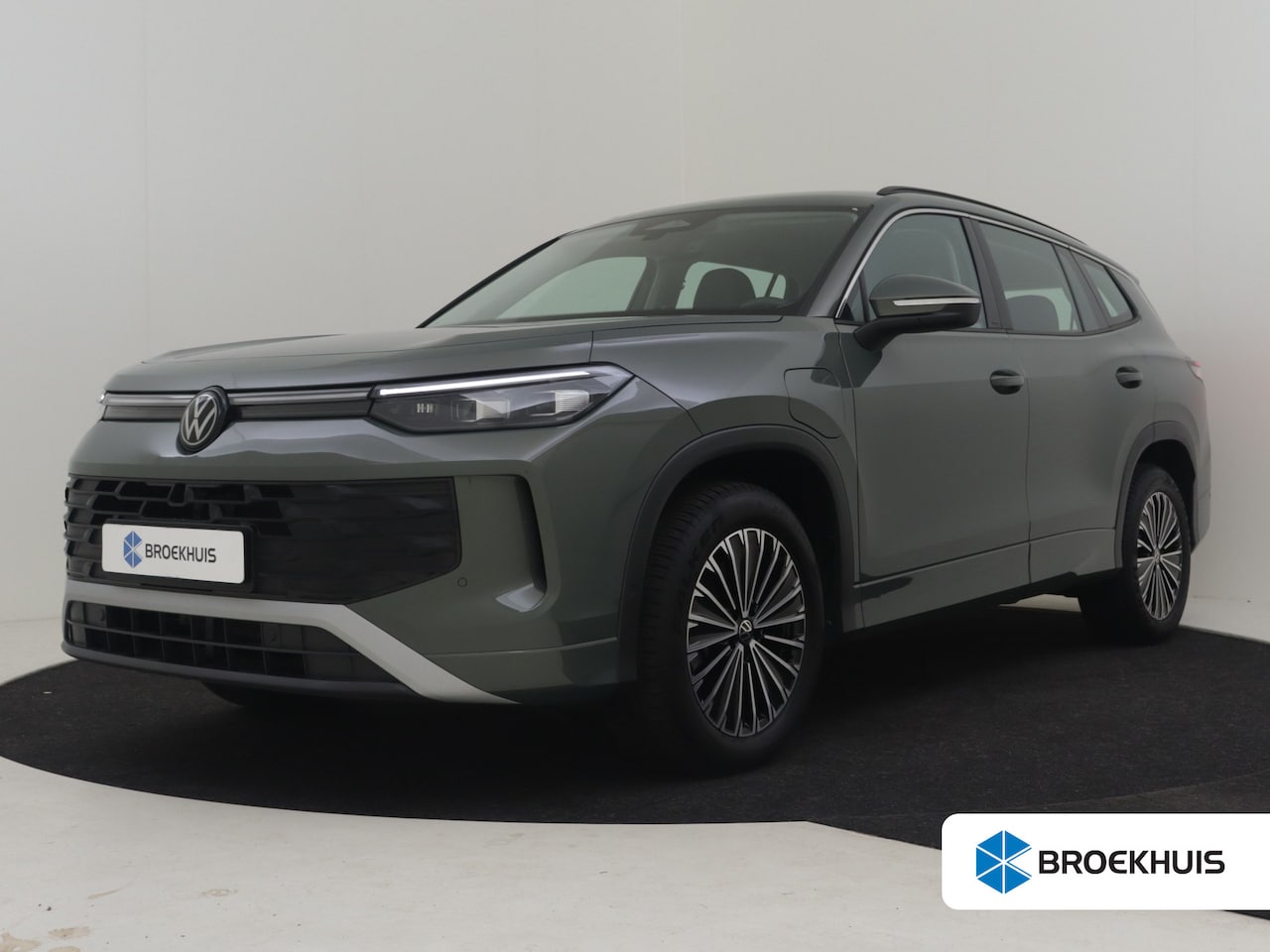 Volkswagen Tayron - 1.5 eHybrid 204PK Life Edition | Trekhaak uitklapbaar | Achteruitrijcamera | Cruise contro - AutoWereld.nl