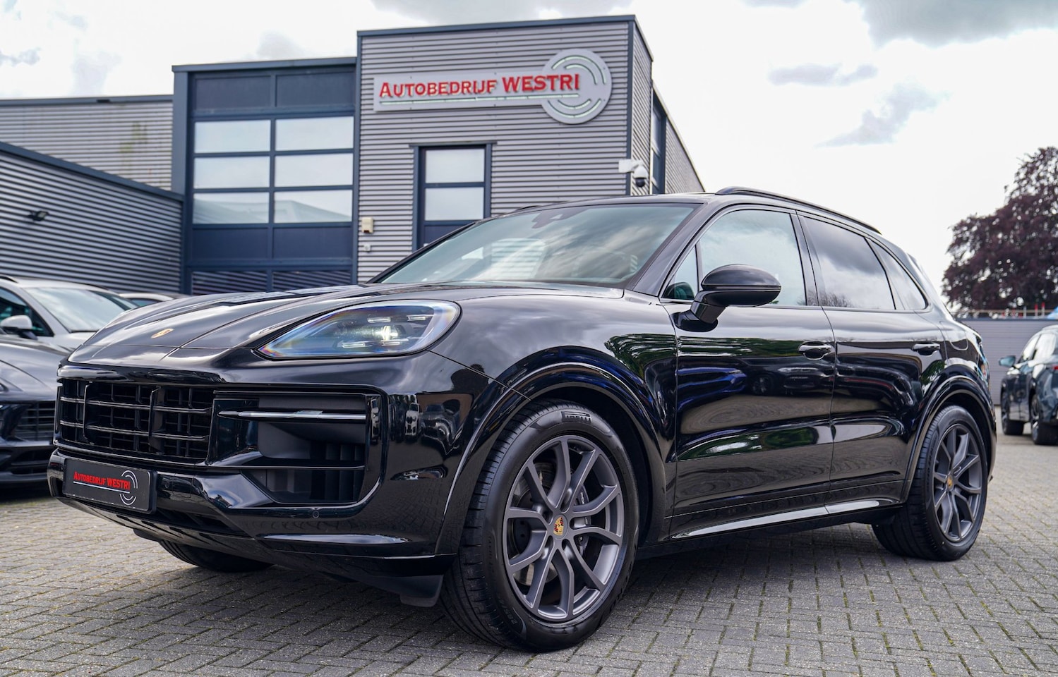 Porsche Cayenne - 3.0 E-Hybrid | NIEUW MODEL | BTW | BOSE | Trekhaak | Panorama | Sport uitlaat | Camera | M - AutoWereld.nl