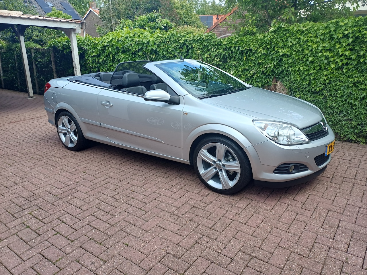 Opel Astra TwinTop - 1.8 Cosmo Endless Summer - AutoWereld.nl