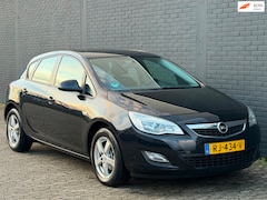 Opel Astra - 1.4 Cosmo AIRCO CRUISE TREKHAAK APK