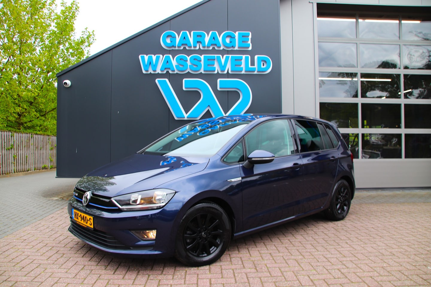 Volkswagen Golf Sportsvan - 1.0 TSI 115PK Trekhaak/Navi/Cruise/DAB/Park.sens - AutoWereld.nl