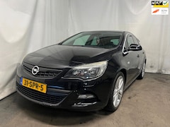 Opel Astra - 1.4 Turbo Sport - Schade