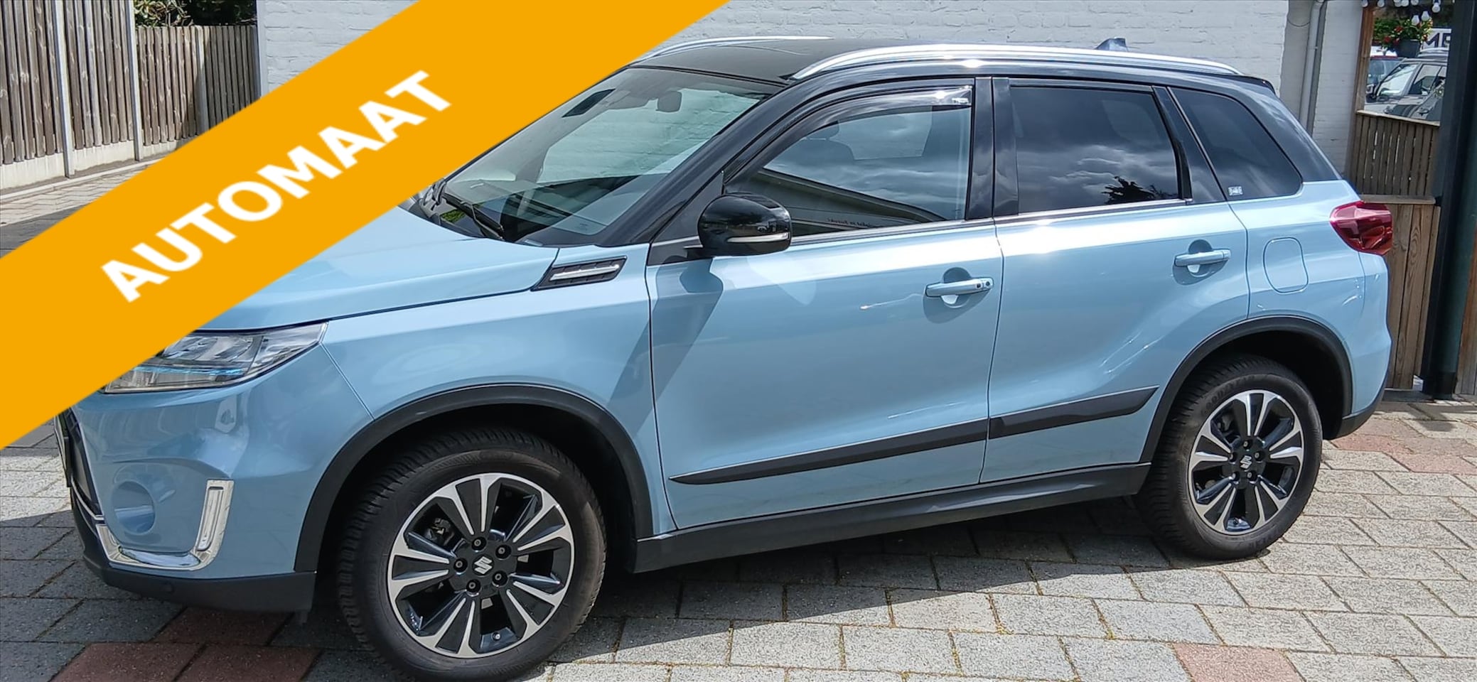 Suzuki Vitara - 1.4 boosterjet automaat Smart Hybrid 4x4 Style 8500 km - AutoWereld.nl