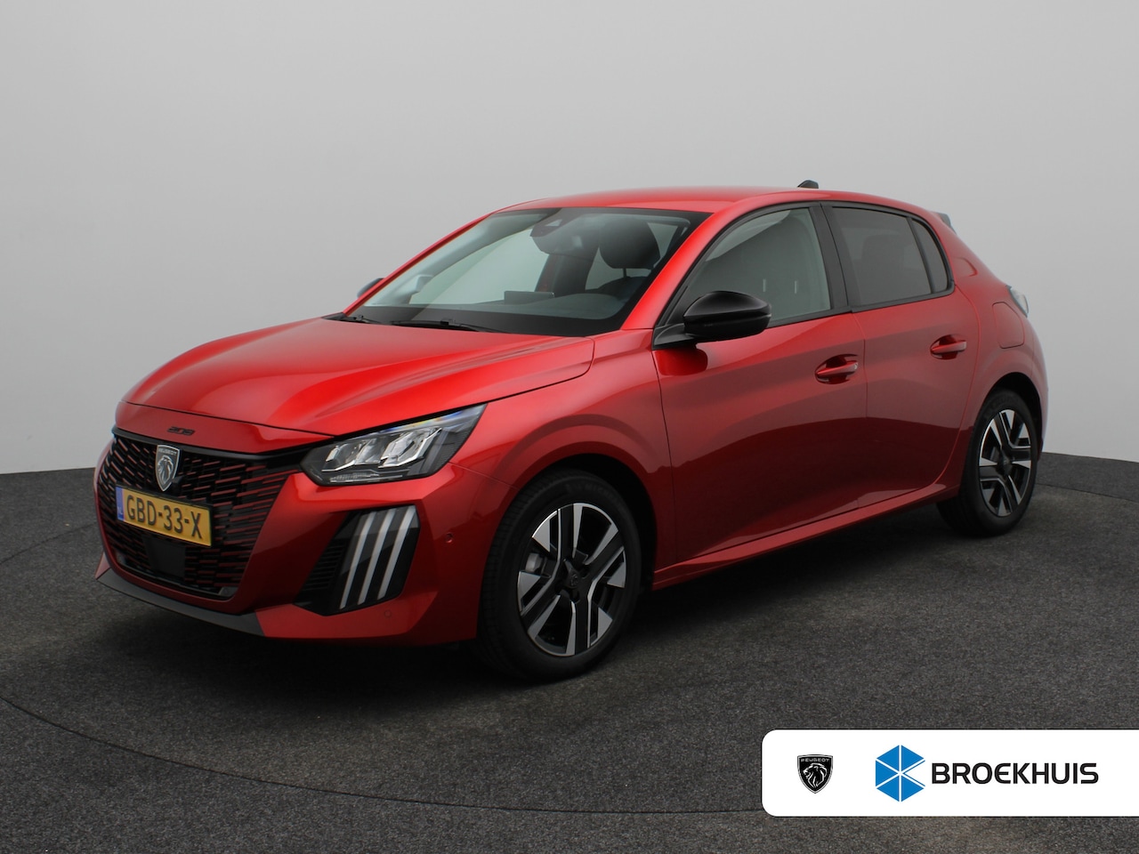Peugeot 208 - 1.2 PureTech Allure Navi | Airco | Cruise Control | Stoelverwarming | Camera 360 | Apple C - AutoWereld.nl