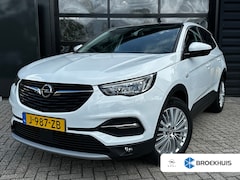 Opel Grandland X - 1.2 Turbo 130 PK Innovation Automaat | CAMERA + SENSOREN| DODEHOEK DETECTIE| NAVIGATIE + A