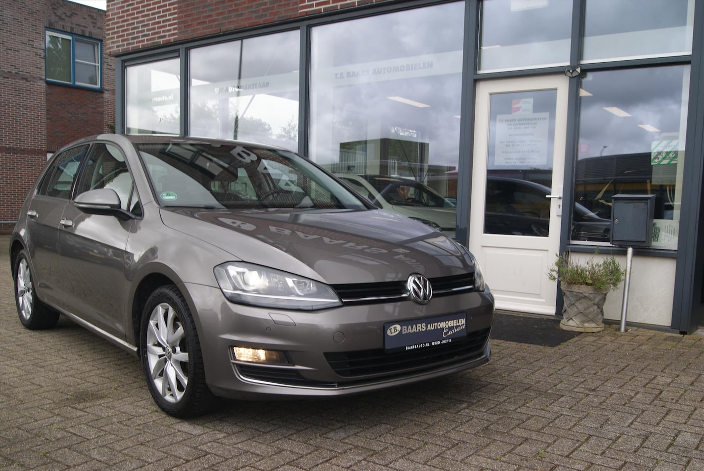 Volkswagen Golf - 1.4 TSI 150pk BMT DSG Highline xenon - AutoWereld.nl