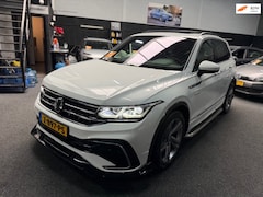 Volkswagen Tiguan - 2.0 TDI Panoramadak ..3 x R-LINE