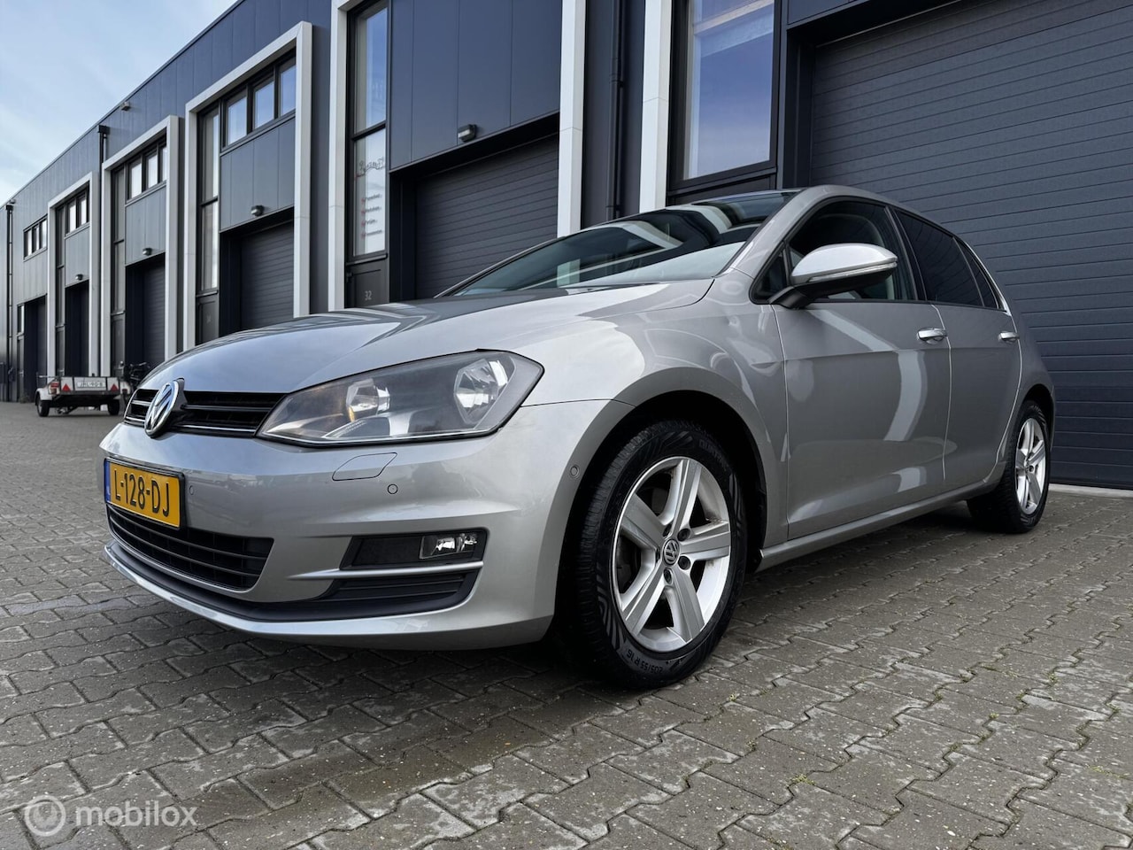 Volkswagen Golf - 1.2 TSI Comfortline 1.2 TSI Comfortline - AutoWereld.nl