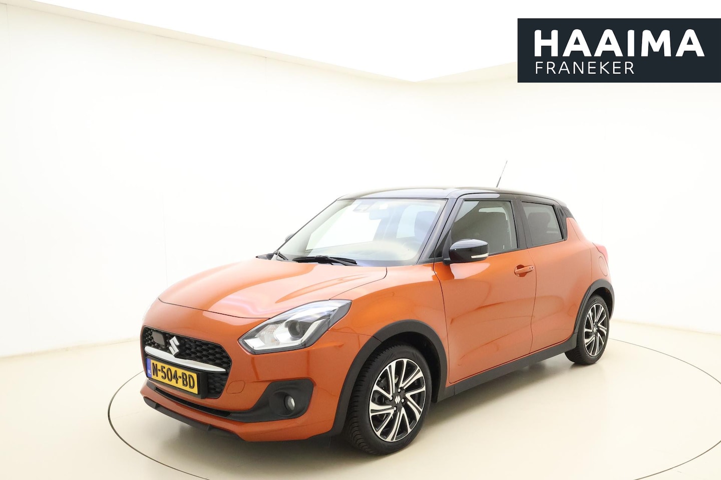 Suzuki Swift - 1.2 Style Smart Hybrid 83pk | Navigatie | Climate Control | Trekhaak | Cruise Control Adap - AutoWereld.nl