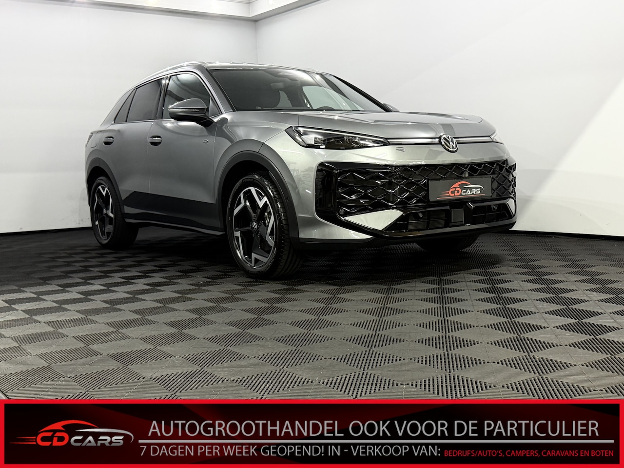 Volkswagen T-Roc - 1.5 e TSI R-Line First Edition Nieuwe model!, Camera, Iq lights, Navi, Half leder, Stoel/S - AutoWereld.nl