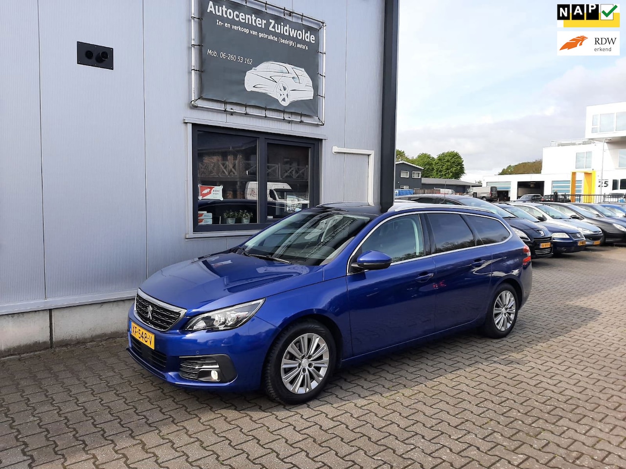 Peugeot 308 SW - 1.5 BlueHDi Blue Lease Premium navi camera panodak - AutoWereld.nl