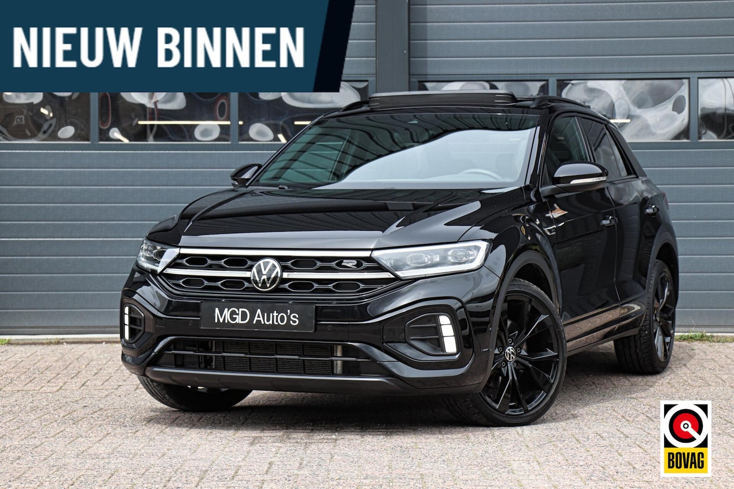 Volkswagen T-Roc - 1.5 TSI 3x R-Line|IQ-LIGHT|PANO|CAMERA|BEATS|KEYLESS|STOELVERW.|CARPLAY - AutoWereld.nl