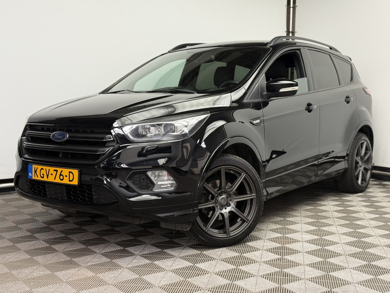 Ford Kuga - 1.5 EcoBoost ST Line Zeer Compleet - AutoWereld.nl