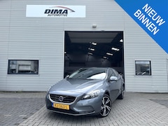 Volvo V40 - 2.0 T2 Nordic+ / Trekhaak / Navigate
