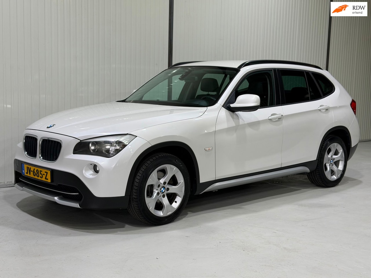 BMW X1 - SDrive18d NETTE STAAT - TREKHAAK - NWE APK - CLIMA!! - AutoWereld.nl