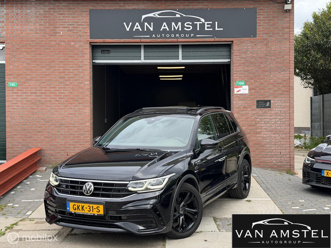 Volkswagen Tiguan - - 1.5 TSI - 3x R-Line - Full Option - AutoWereld.nl
