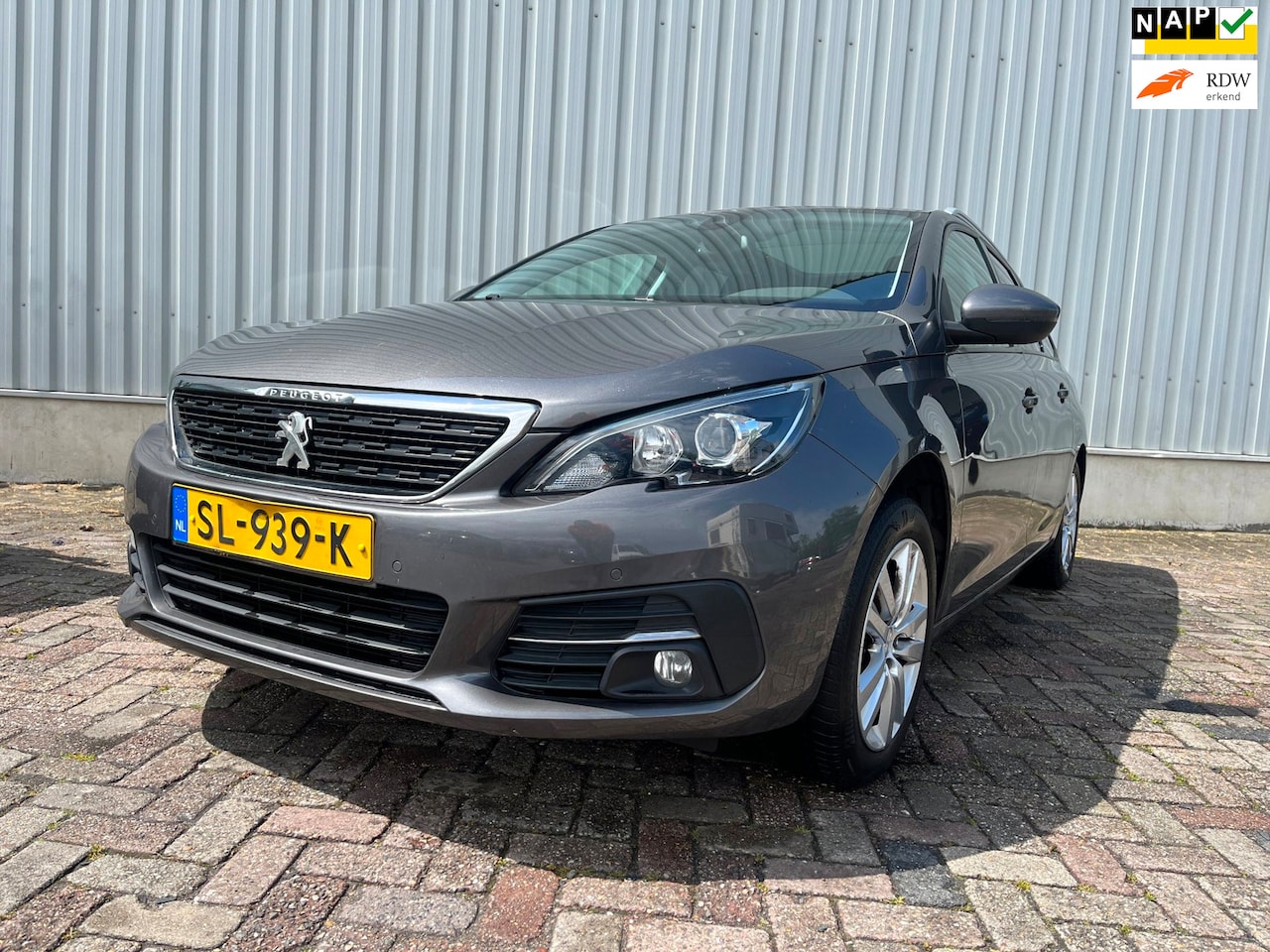 Peugeot 308 SW - 1.2 PureTech Blue Lease Executive - BPM - Motor schade - Schade - AutoWereld.nl