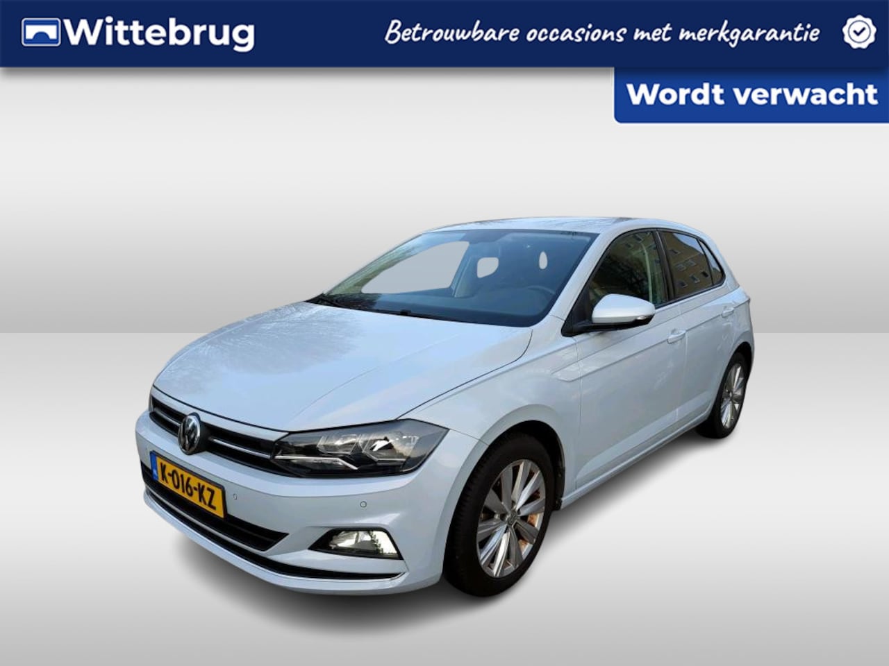 Volkswagen Polo - 1.0 TSI 95pk Highline Executive / Navigatie / Carplay / Parkeer sensoren V+A / Carplay / 1 - AutoWereld.nl