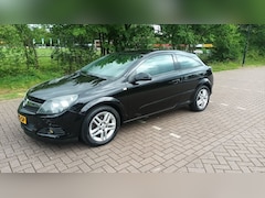 Opel Astra GTC - 1.6 Airco / Nieuwe apk