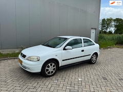 Opel Astra - 1.6 GL leest tekst aub
