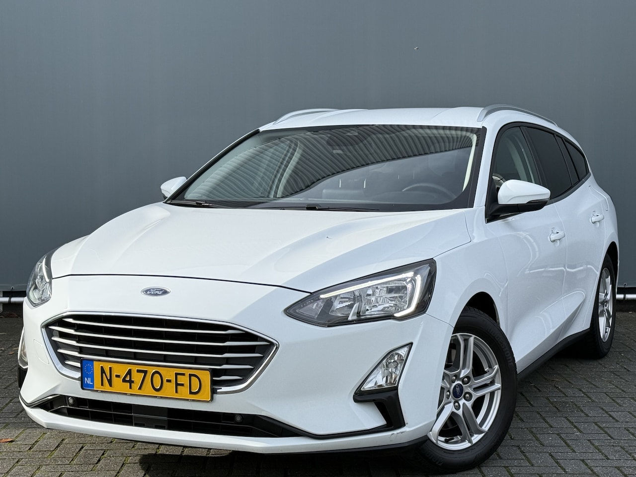 Ford Focus Wagon - BWJ 2021 1.0 100 PK EcoBoost Trend Edition Business TREKHAAK | AIRCO | CAMERA | PRIV. GLAS - AutoWereld.nl