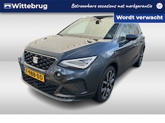 SEAT Arona - 1.0 TSI FR Business Connect / Digitaal dashboard / Camera / App connect / Parkeersensoren