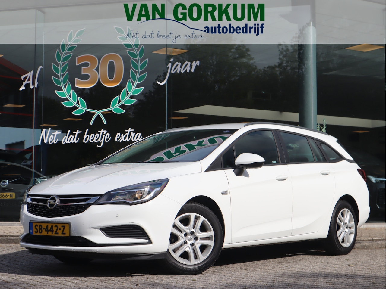 Opel Astra Sports Tourer - 1.0 Online Edition Navi / Airco / Elekramen / Trekh / Carplay / Inruilkoopje - AutoWereld.nl