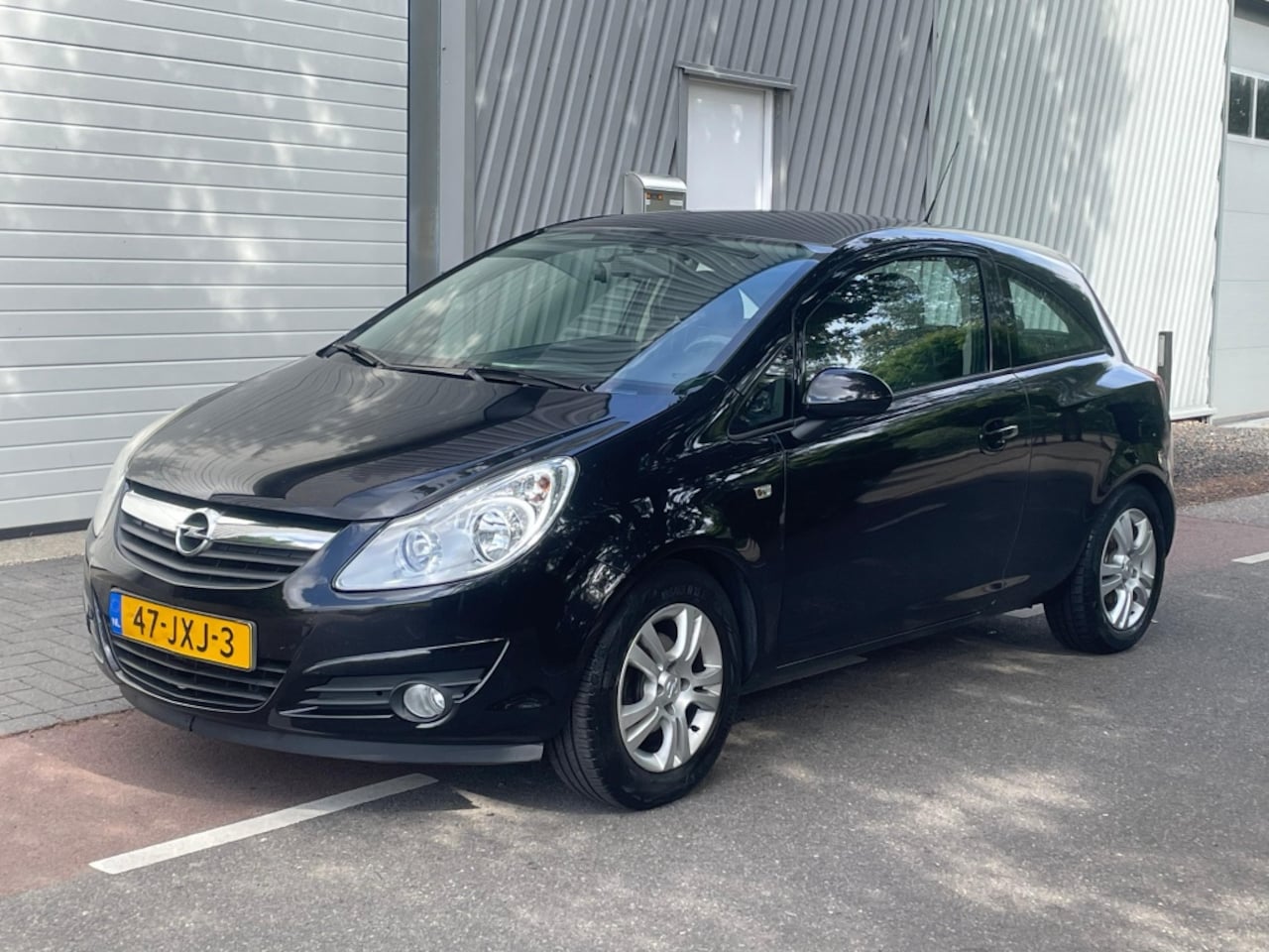 Opel Corsa - 1.4-16V Business 1.4-16V Business - AutoWereld.nl