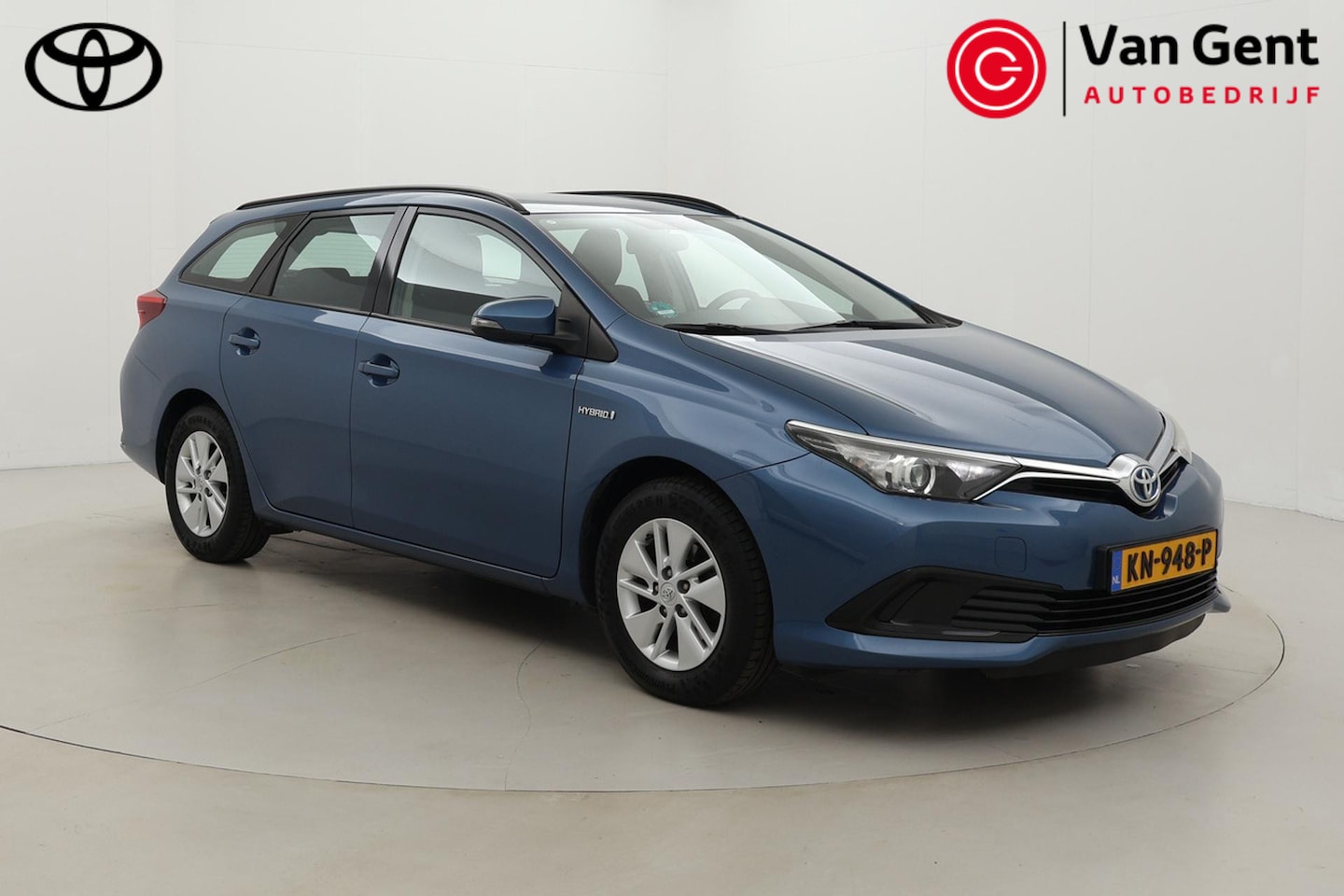 Toyota Auris Touring Sports - 1.8 Hybrid Now | Volledige dealerhistorie | Cruise Control | Clima | Parkeersensoren achte - AutoWereld.nl