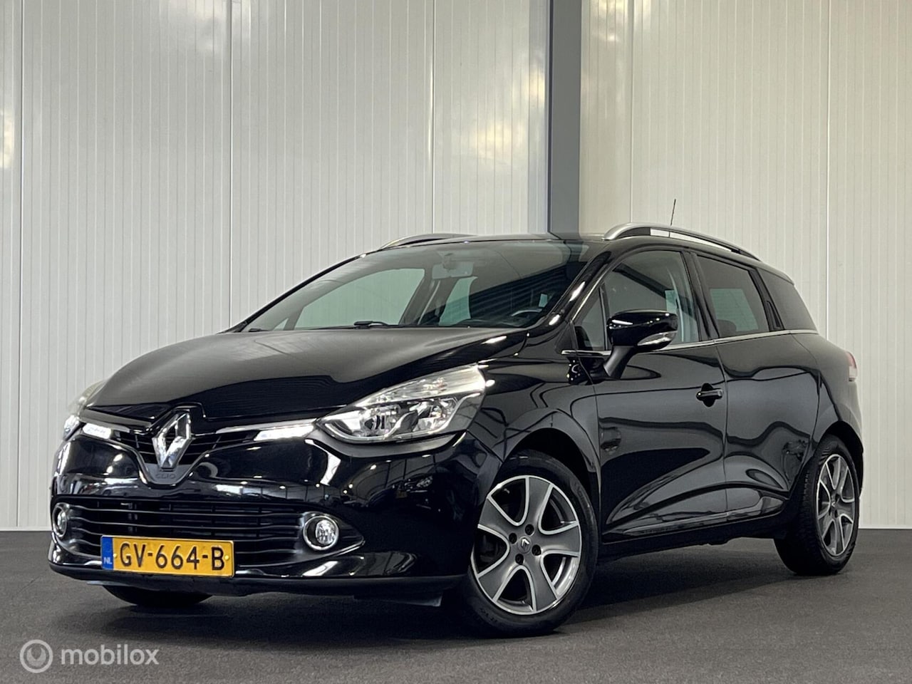 Renault Clio Estate - 1.5 dCi ECO Night&Day [ NAP navigatie LM cruise ] - AutoWereld.nl